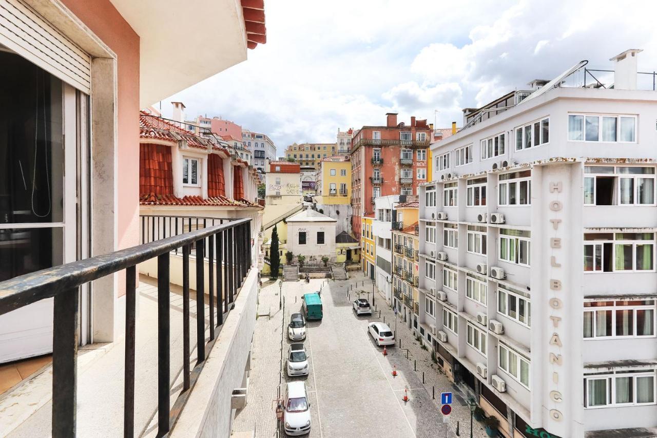 Sunny Flat City View By Homing Lissabon Buitenkant foto